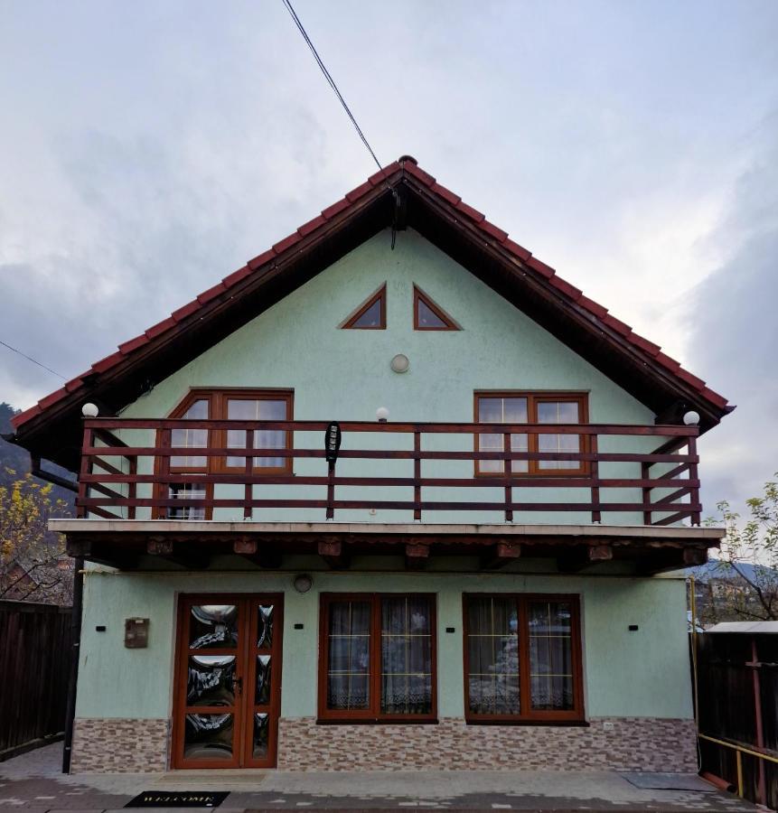 Ciprians' Home Săcele Exterior foto